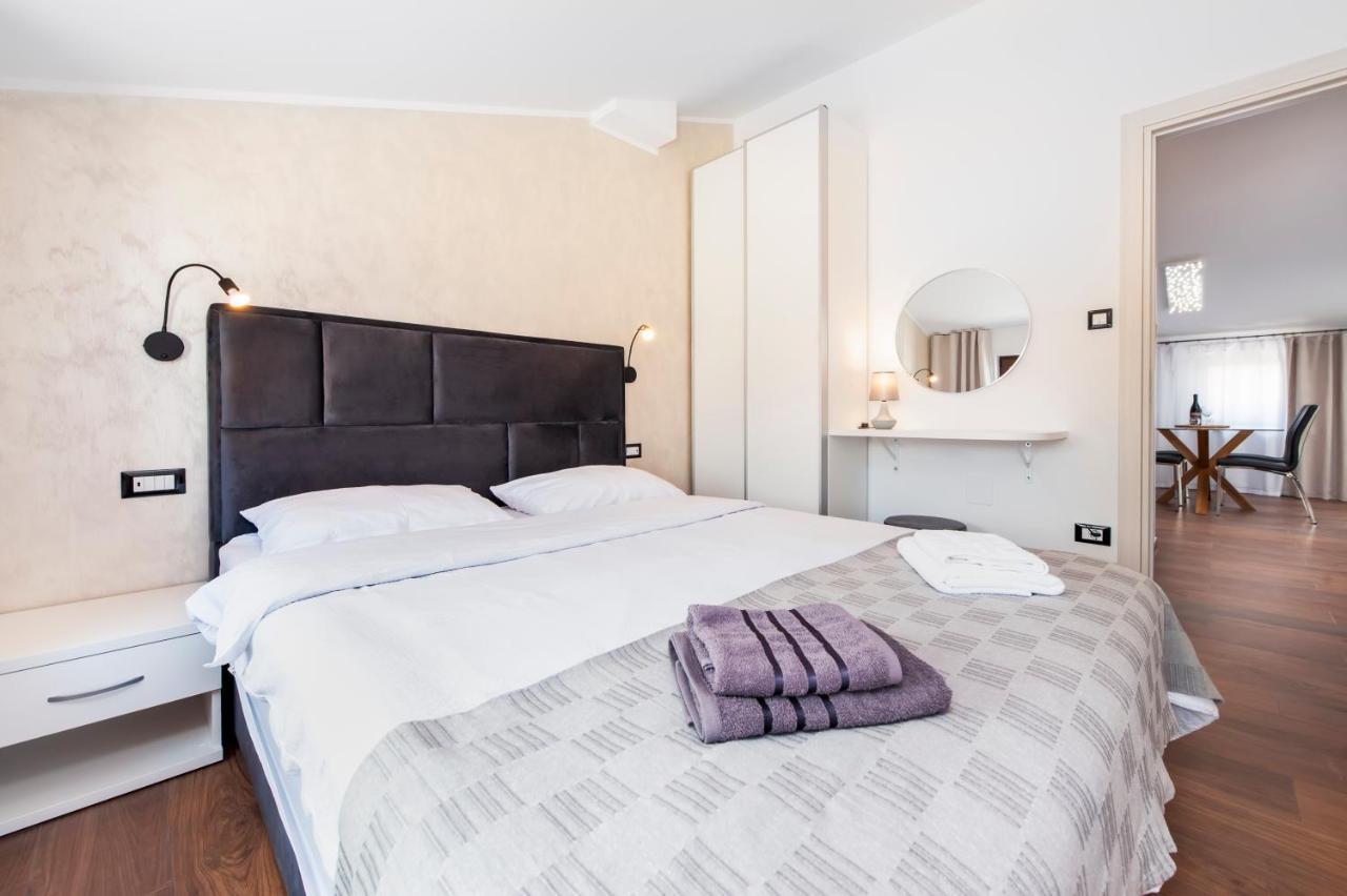 Apartments Sanja-New Renovated Ρόβινι Εξωτερικό φωτογραφία