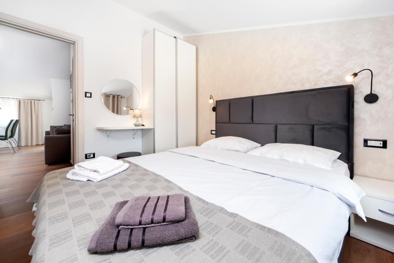 Apartments Sanja-New Renovated Ρόβινι Εξωτερικό φωτογραφία